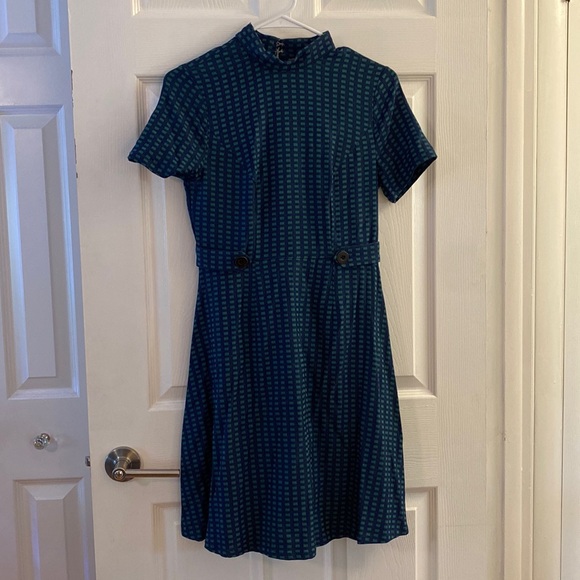 ModCloth 60s Retro Dress - Picture 2 of 7
